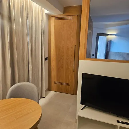 דירה Fahana Residences *